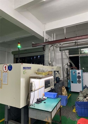 密集した蜜蜂の巣の除湿の乾燥の積込み機ペットPAの樹脂のプラスチック乾燥機械