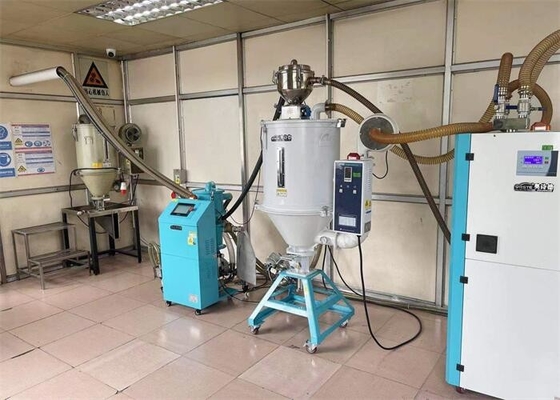 大規模生産のためのプラスチック脱湿ホッパー乾燥機 乾燥シロ グレー色