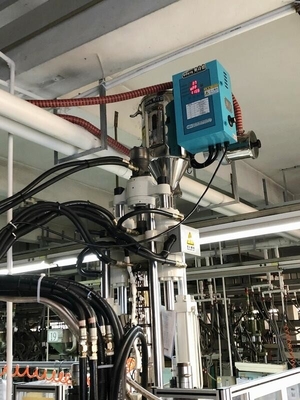 PE PPポリ塩化ビニールの乾燥のためのステンレス鋼の6KWプラスチック ホッパー ドライヤー機械OHD-160-O