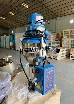 単一の真空の自動積込み機機械プラスチックの樹脂のための効率200のKg/Hの