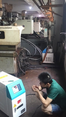 プラスチック注入型の温度調節器の給湯装置OMT-910-W