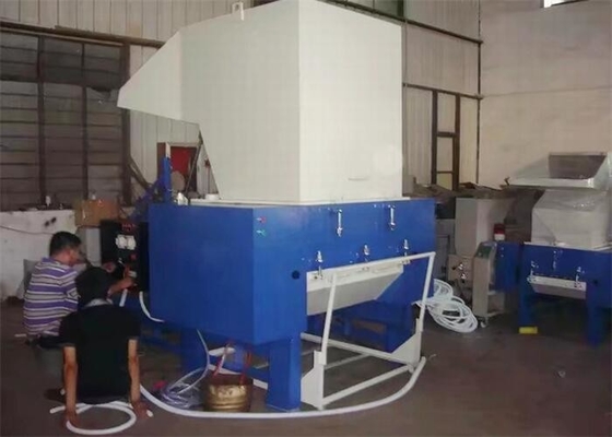プラスチック企業のための機械をリサイクルするOG-20FSの中央高速造粒機