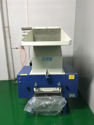 プラスチック企業のための機械をリサイクルするOG-20FSの中央高速造粒機
