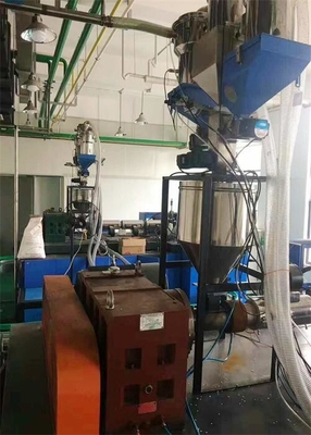 空気のプラスチック混合機械Masterbatch色の添加物の容積測定のDoser