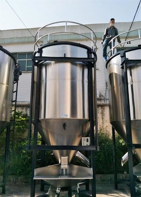 SUは微粒のために自動縦のプラスチック混合機械混合機を半磨いた