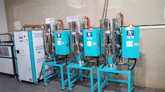 ステンレス鋼脱湿ホッパードライヤー 4-40 Kw プラスチック粒子の乾燥のために