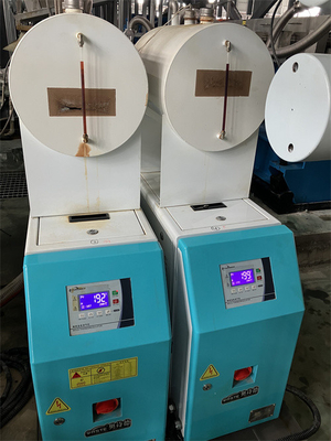 青と白 柔軟なPT 3/8 鋳型温度調節器 銅管冷却要素